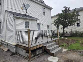 Building Photo - 223 Jackson Ave