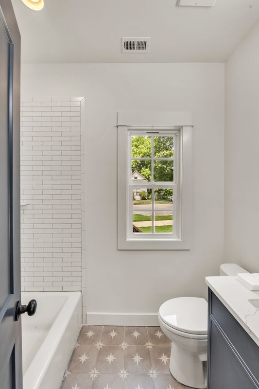 Building Photo - 4115 4th Ave S