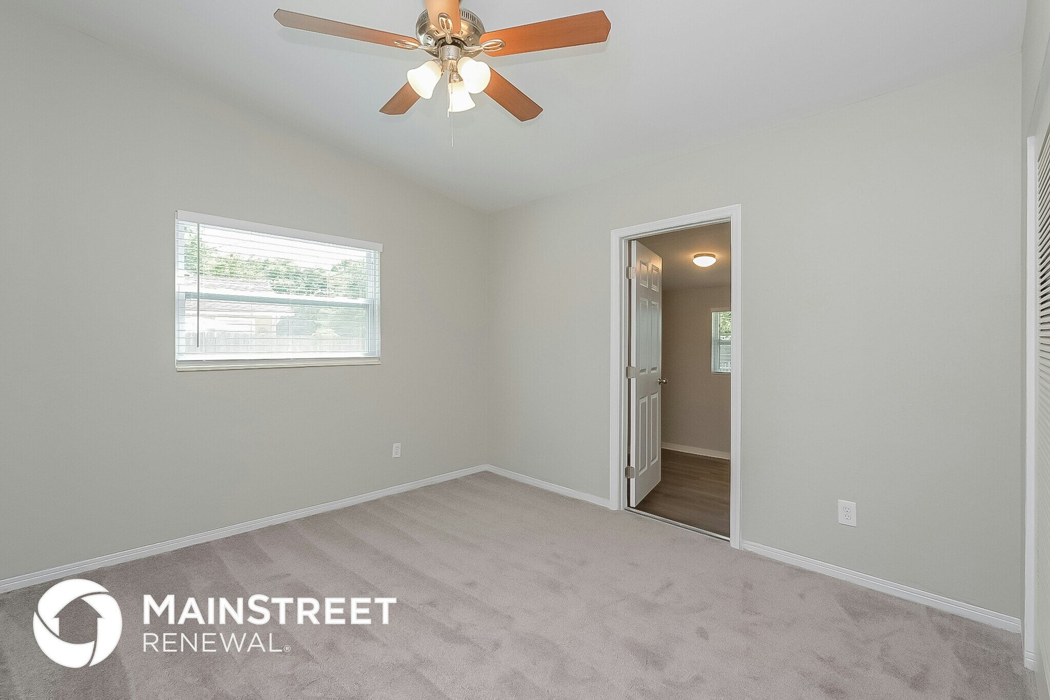 Building Photo - 5290 48th Ave N