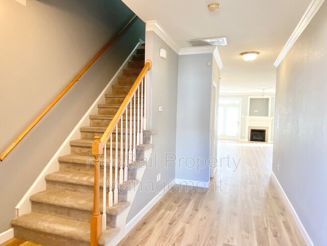 Building Photo - 1312 Myrica Pl
