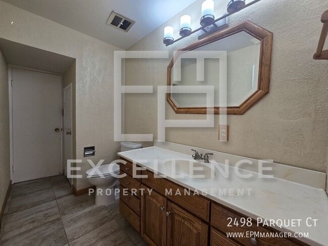Building Photo - 2498 Parquet Ct