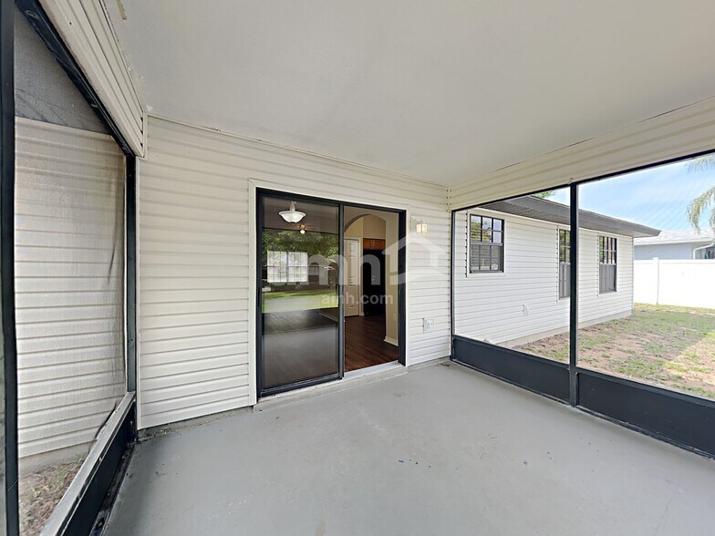 Building Photo - 4975 Marsh Harbor Dr