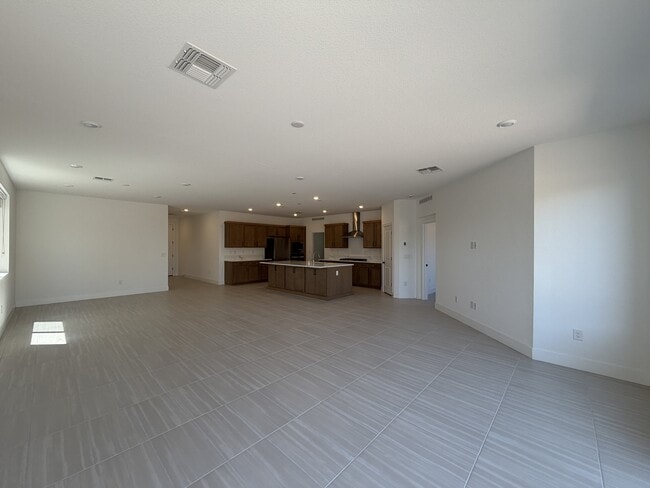 Building Photo - 10138 Daleview St