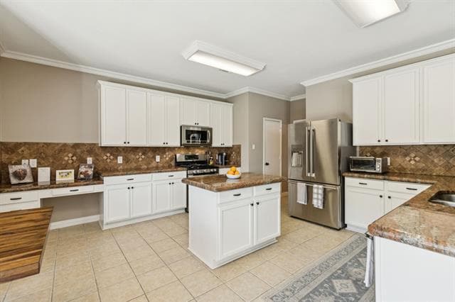 Building Photo - 5800 Palomino Dr