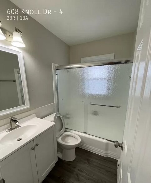 Building Photo - 608 Knoll Dr