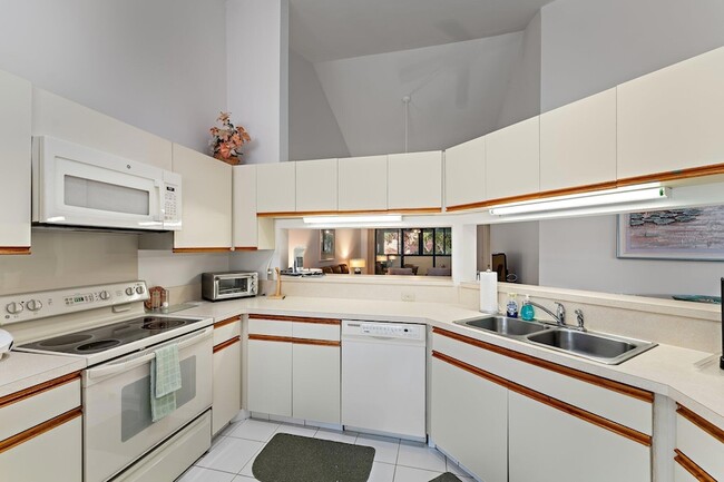 Building Photo - 101 Sea Oats Dr