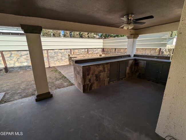 Building Photo - 636 Paseo De Flor Cir