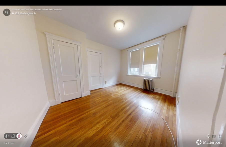 Building Photo - 137 Washington St