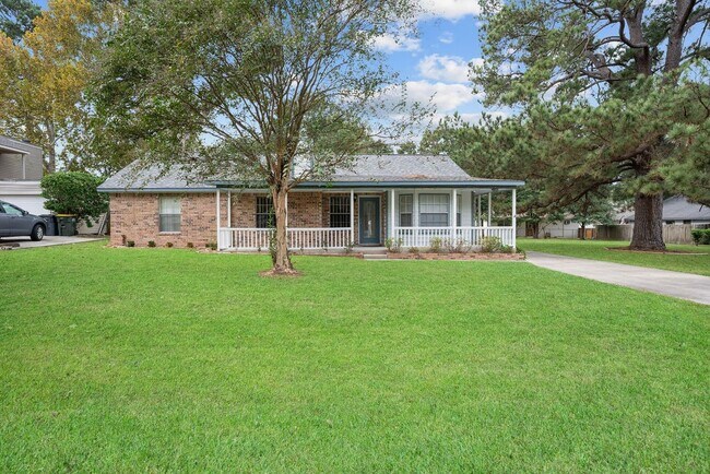 Primary Photo - 28736 Waikiki Ln