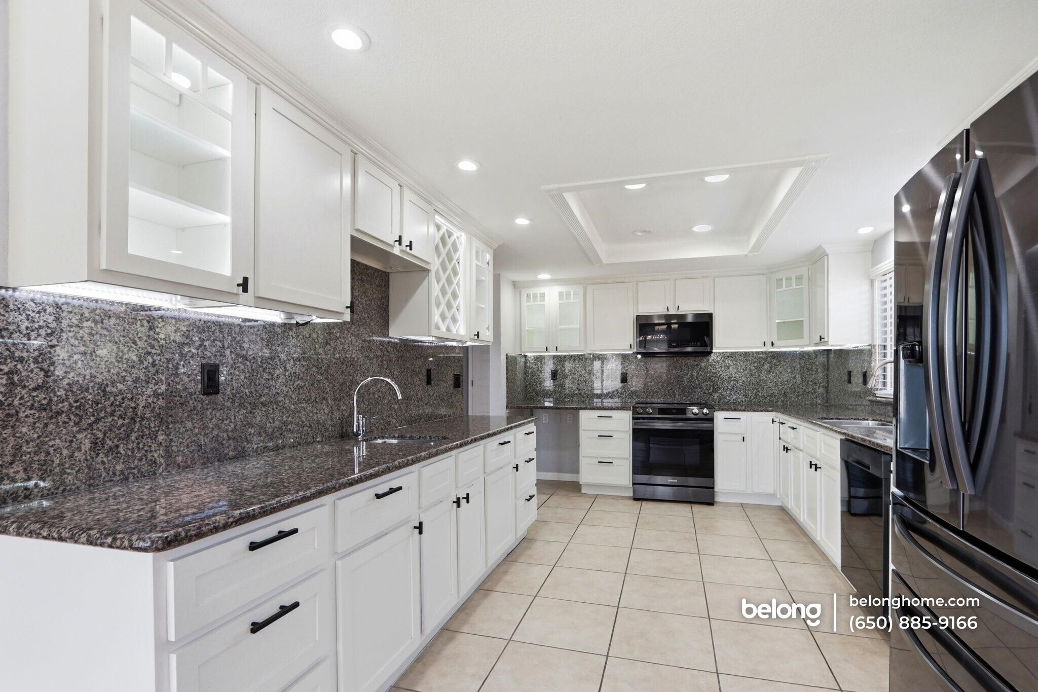 Building Photo - 623 Via Primavera Ct