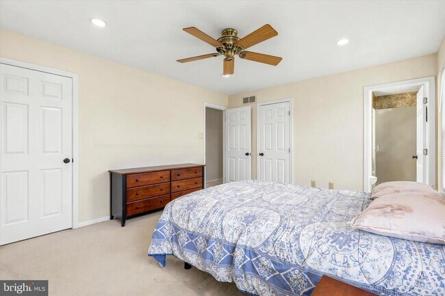 Building Photo - 438 Candlewood Way