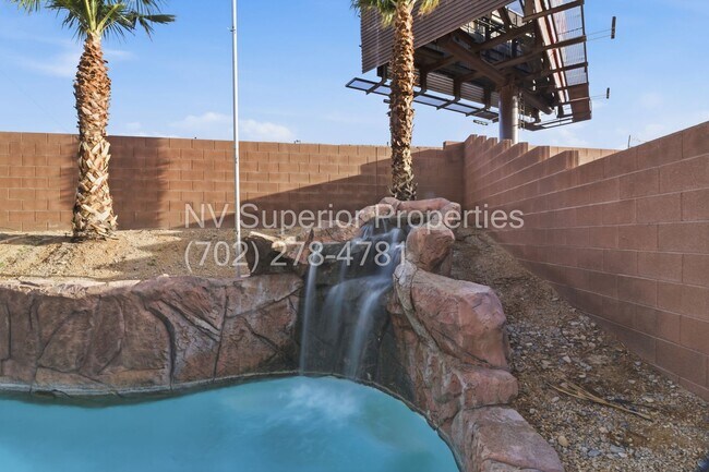 Building Photo - NW!! 4 Bedrooms!!! One Bedroom Down!!  Pool!!! Tankless Hot Water Heater!! Court yard at entrance...
