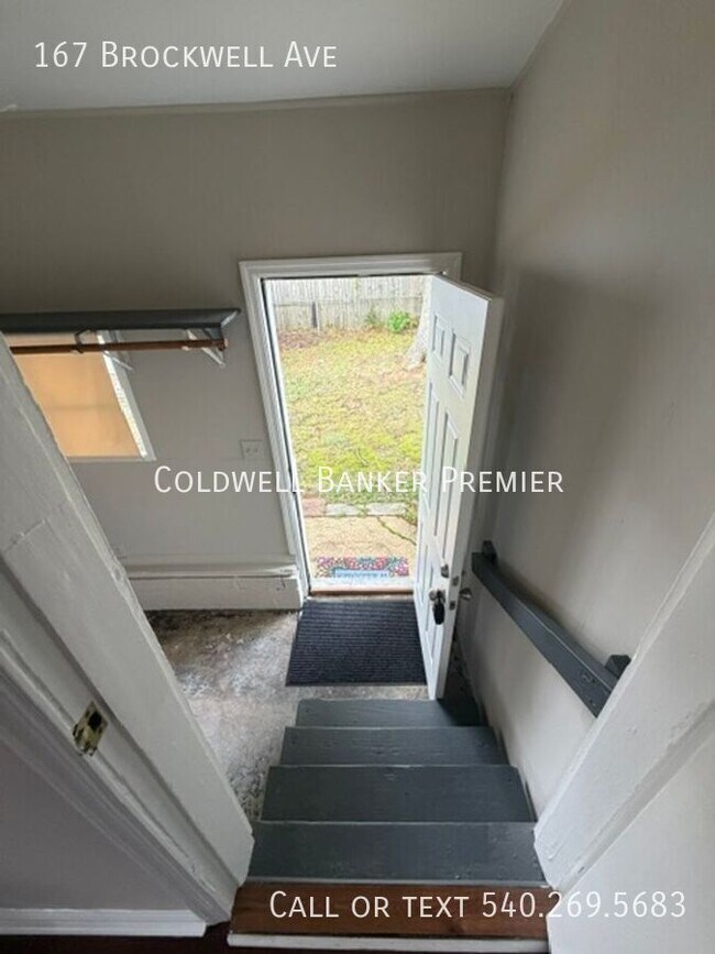 Building Photo - 167 Brockwell Ave