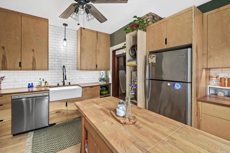 Building Photo - 2029 N 58th St
