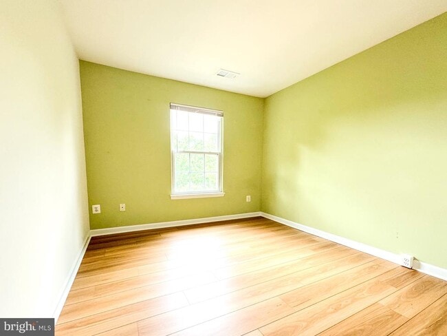 Building Photo - 11438 Abner Ave