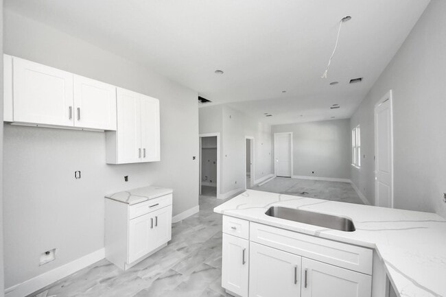 Building Photo - 7160 Rook Blvd