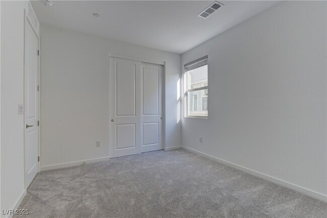 Building Photo - 1420 Song Lark Ln