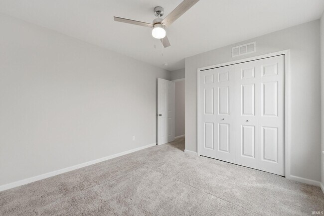 Building Photo - 12502 Speranza Dr