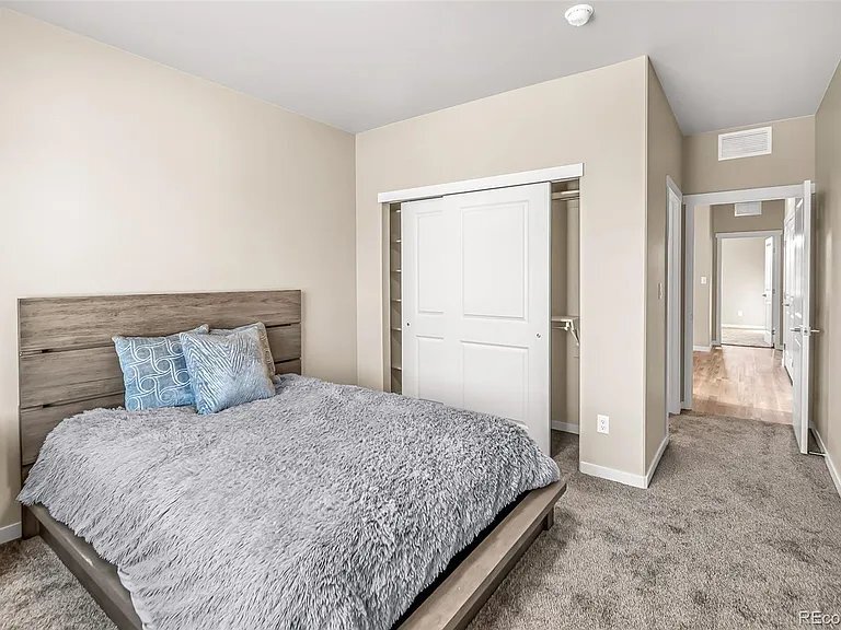 Building Photo - 1290 N 13th St