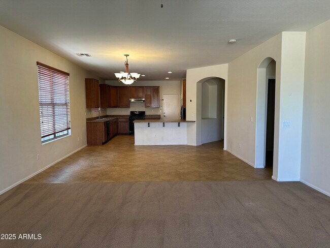 Building Photo - 15022 W Montecito Ave