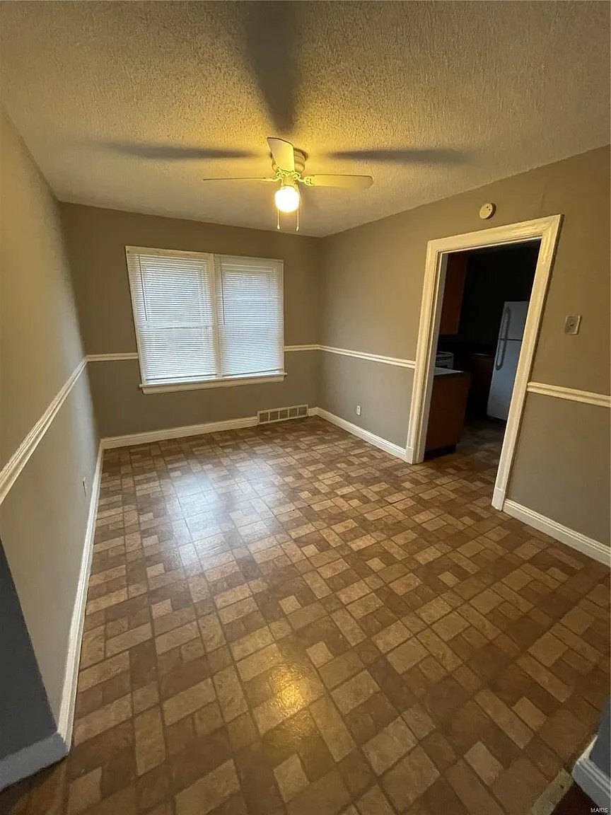 Building Photo - 207 Newell Dr