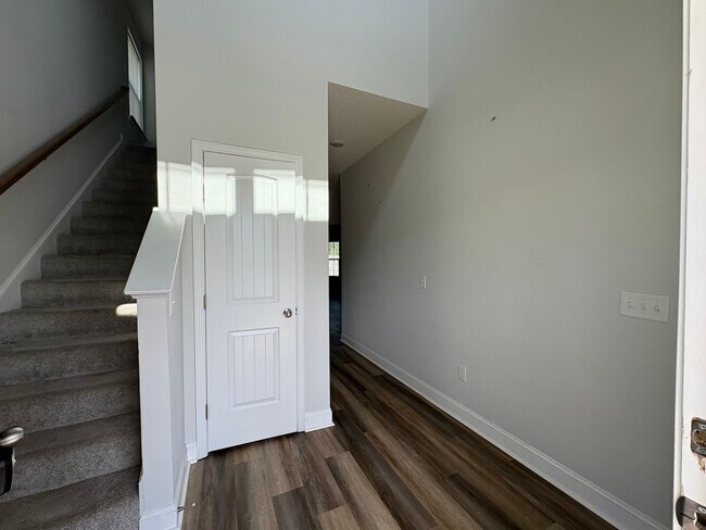 Building Photo - 1229 Grayson Ave