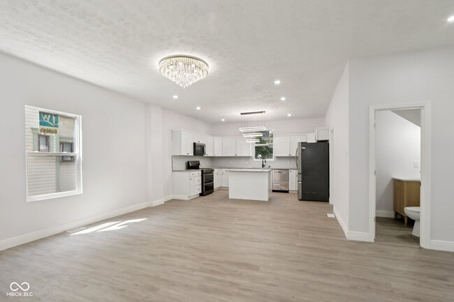 Building Photo - 2728 Carrollton Ave