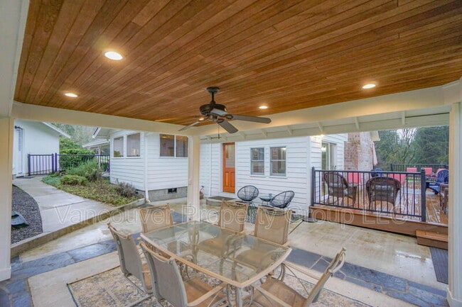 Building Photo - 745 S 21st Pl