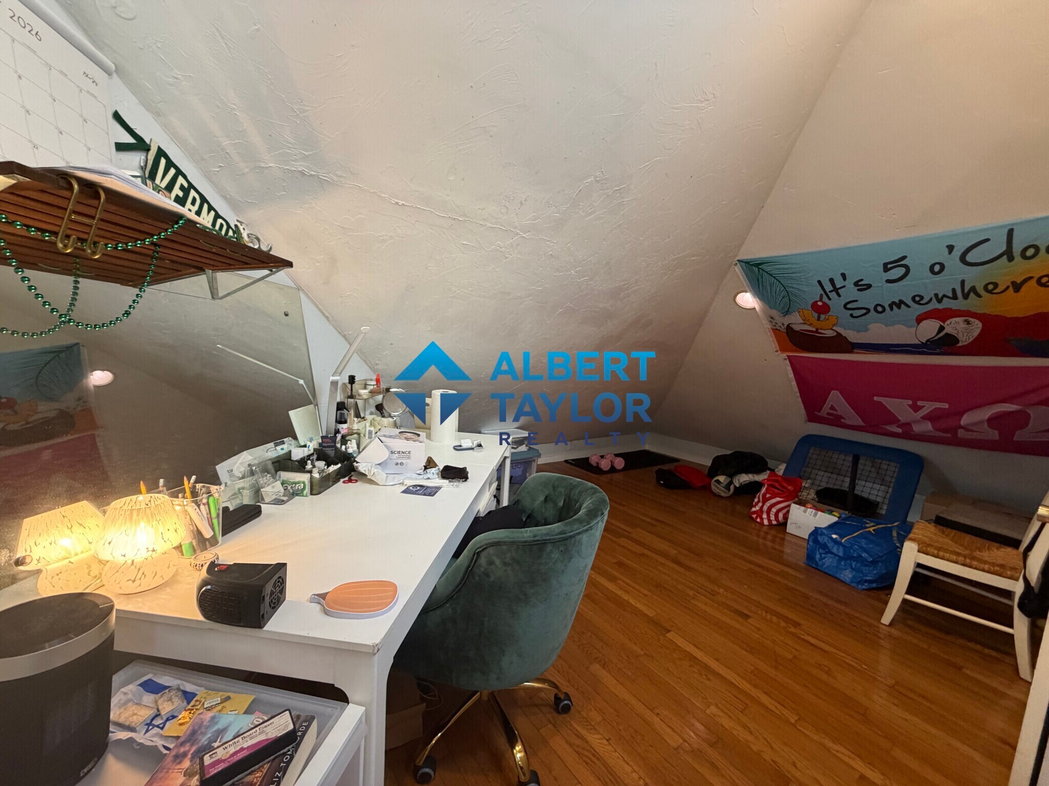 Building Photo - 45 Cherokee St