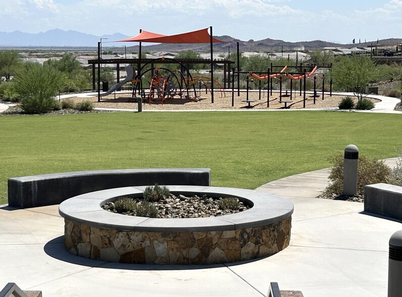 Building Photo - 13531 W Calle de Baca