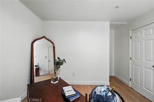 Building Photo - 5841 Arroyo Dr