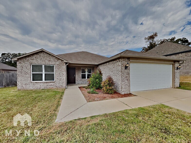 Building Photo - 90 Cedar Creek Cove