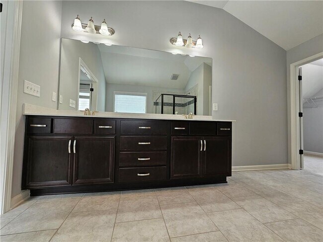 Building Photo - 3218 Leyden Ct