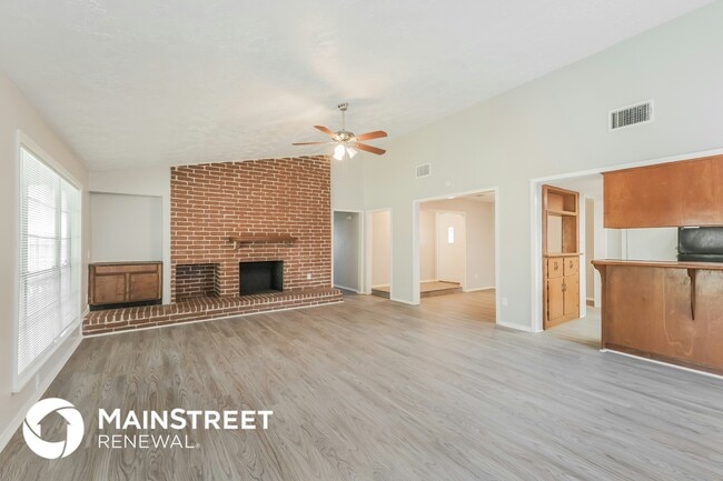 Building Photo - 9902 Towne Brook Ln