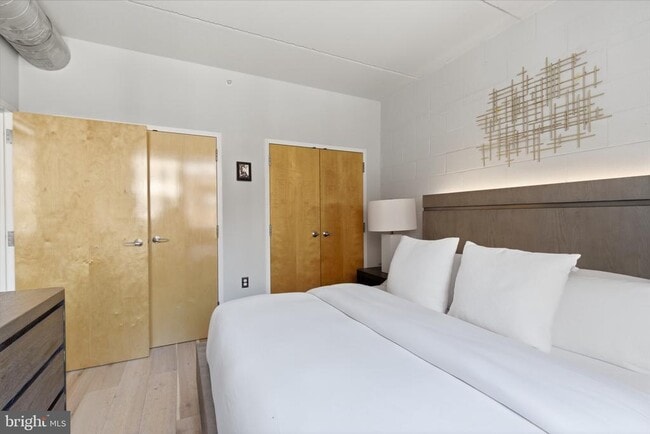 Building Photo - 1529 14th St NW