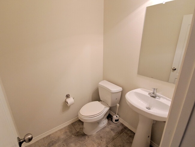 Building Photo - 8117 Silverton Creek Ln