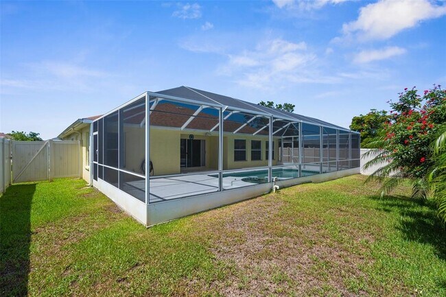 Building Photo - 4515 50th Dr W