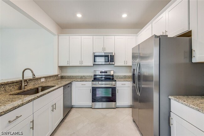 Building Photo - 14159 Gardeners Wy