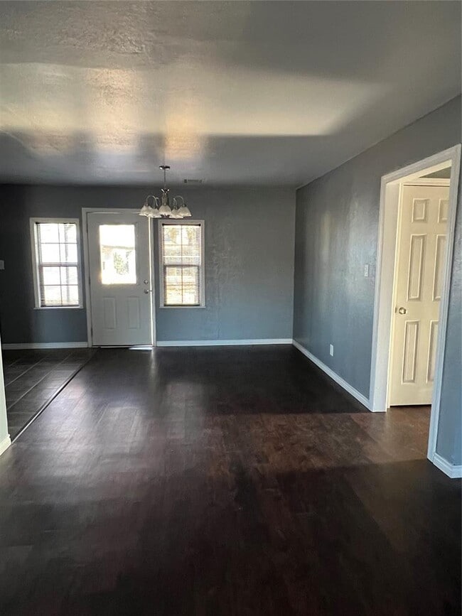 Building Photo - 1724 N Lee St