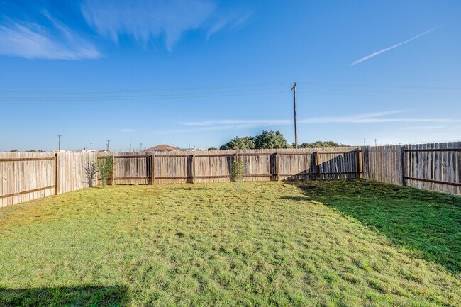 Building Photo - 113 Independence Ave