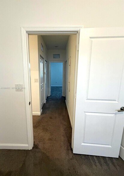 Building Photo - 11855 SW 246th Ter