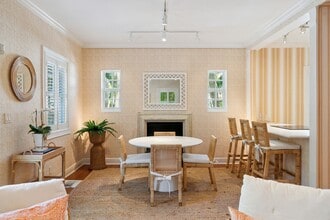 Building Photo - 151 S County Rd