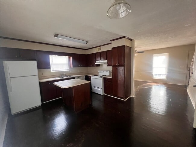 Building Photo - 3697 GA-24