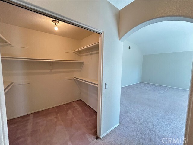 Building Photo - 8132 E Hillsdale Dr