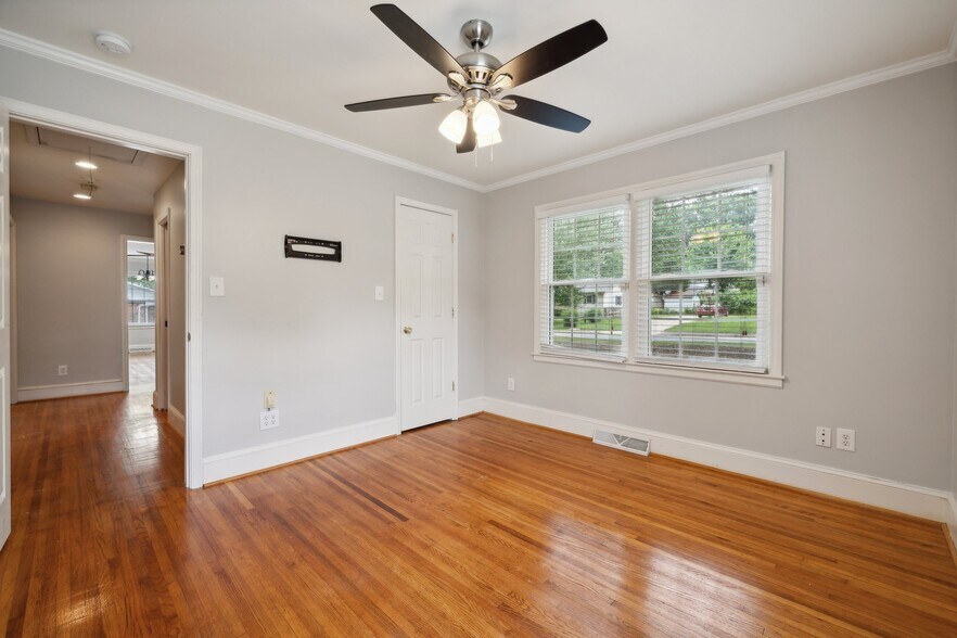 Secondary bedroom - 1818 Woodland Dr