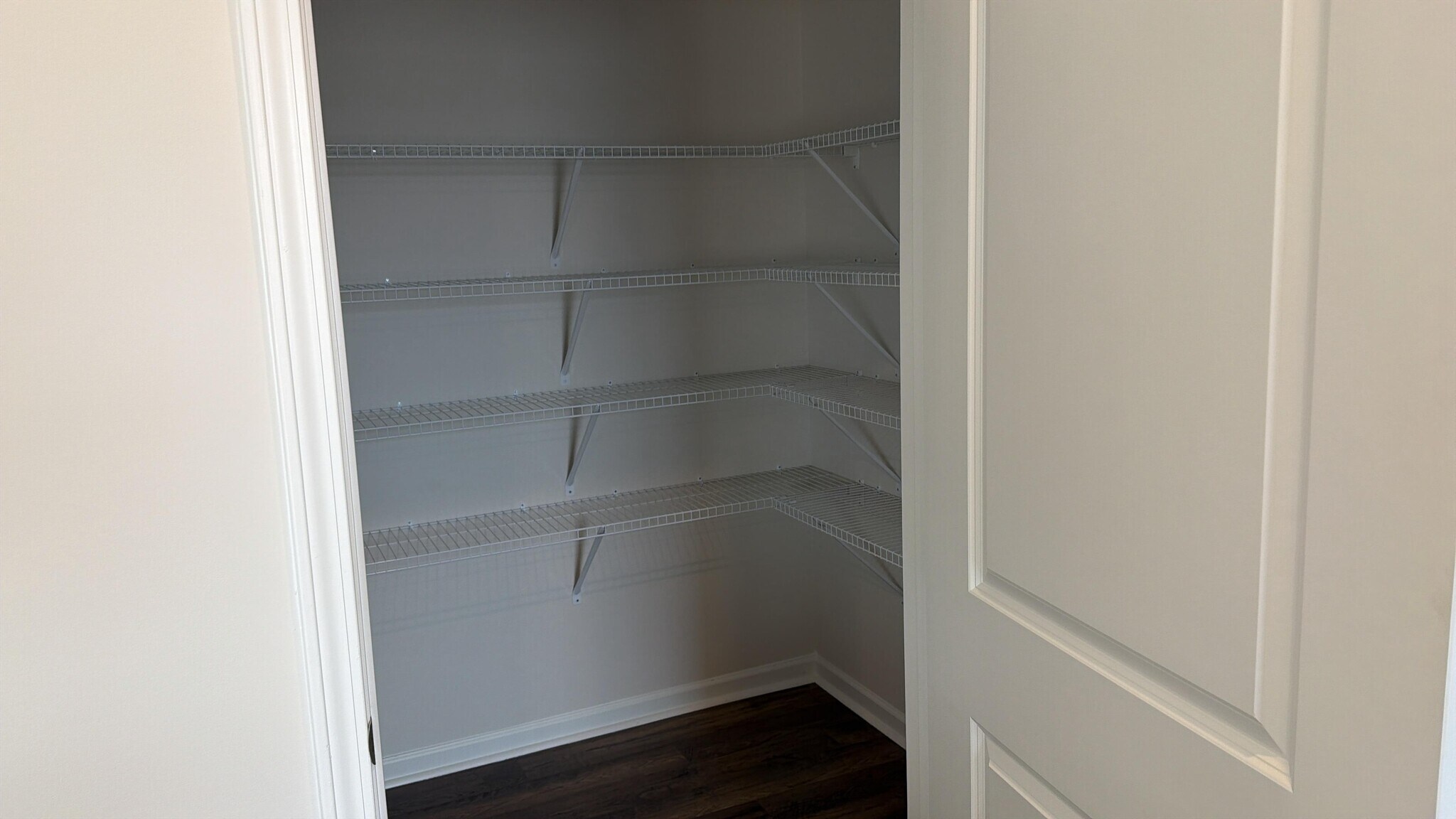 Building Photo - 1614 Yarrow Ln