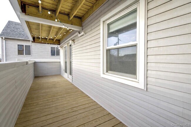 Building Photo - 61 Neptune Blvd