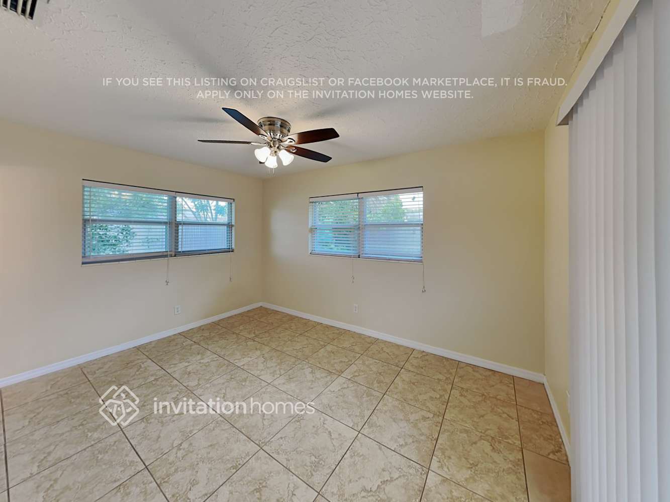 Building Photo - 3144 Bougainvillea St
