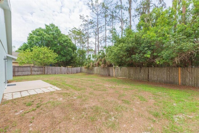 Building Photo - 4550 Roundview Ct