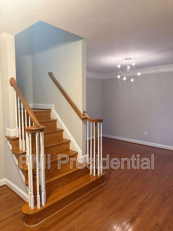 Building Photo - 14030 Wiley Cir